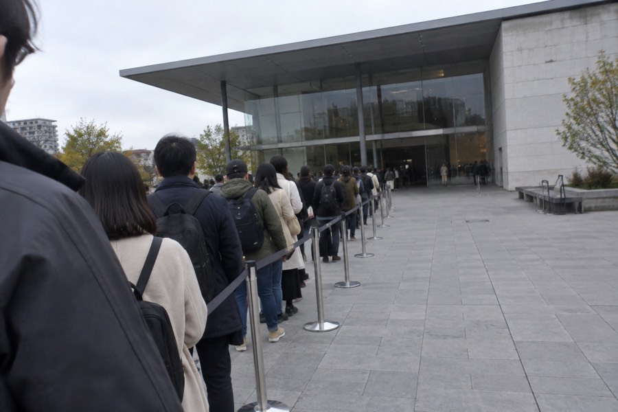 Bar chart of the Grutto Pass free-entry values against the 2,500 yen pass price